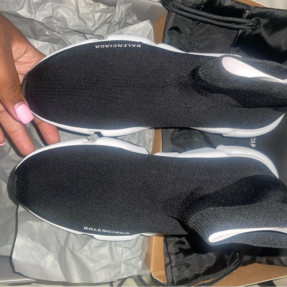 Balenciaga Black and White Speed Trainer Sneakers - Picture 2 of 5